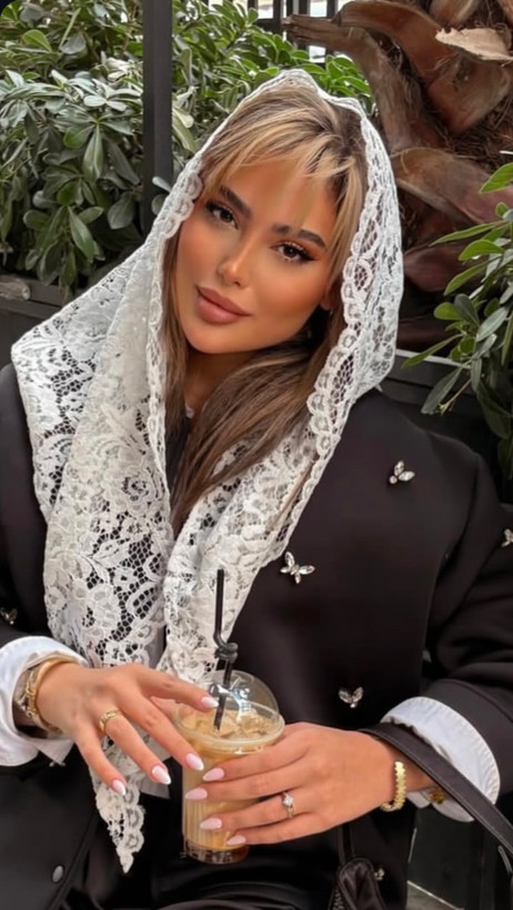 روسری مجلسی سفید،لبه دالبر،گیپور دانتل مخمل وارداتی ( تک و عمده)